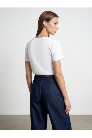 Dilvin 32847 Lyocell Karışımlı V Yaka T-shirt-beyaz