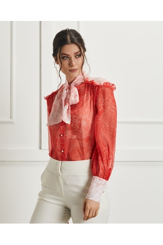 Fular Yaka Detaylı Transparan Desenli Gömlek Feminen Ve Şık Tasarım Koral