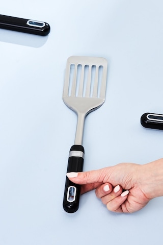 Karaca Mastermaid Oluklu Spatula Siyah