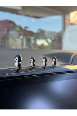 4 Parça Sevimli Penguen Ailesi Dikiz Aynası Süsü - Ayna Süsü Araba Süsü Torpido Süsü Oto Aksesuar
