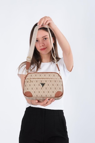 Newish Polo Desenli Krem Vegan Deri Çapraz Askılı Kadın Omuz Çantası - Kadın Krem