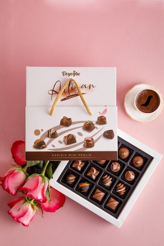 Artizan Dolgulu Karışık Pralin Çikolata Çantalı 160 Gr.
