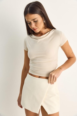 Shade Kadın Degaje Yaka Drapeli Crop Bluz 2343 60286200 - Bej