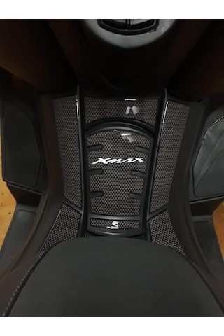 Hades Motosiklet Aksesuarları Yamaha Xmax Tank Pad Seti 201821 Karbon Beyaz Hades Motosiklet Aksesuarları Yamaha Xmax Tank Pad Seti 201821 Karbon Beyaz
