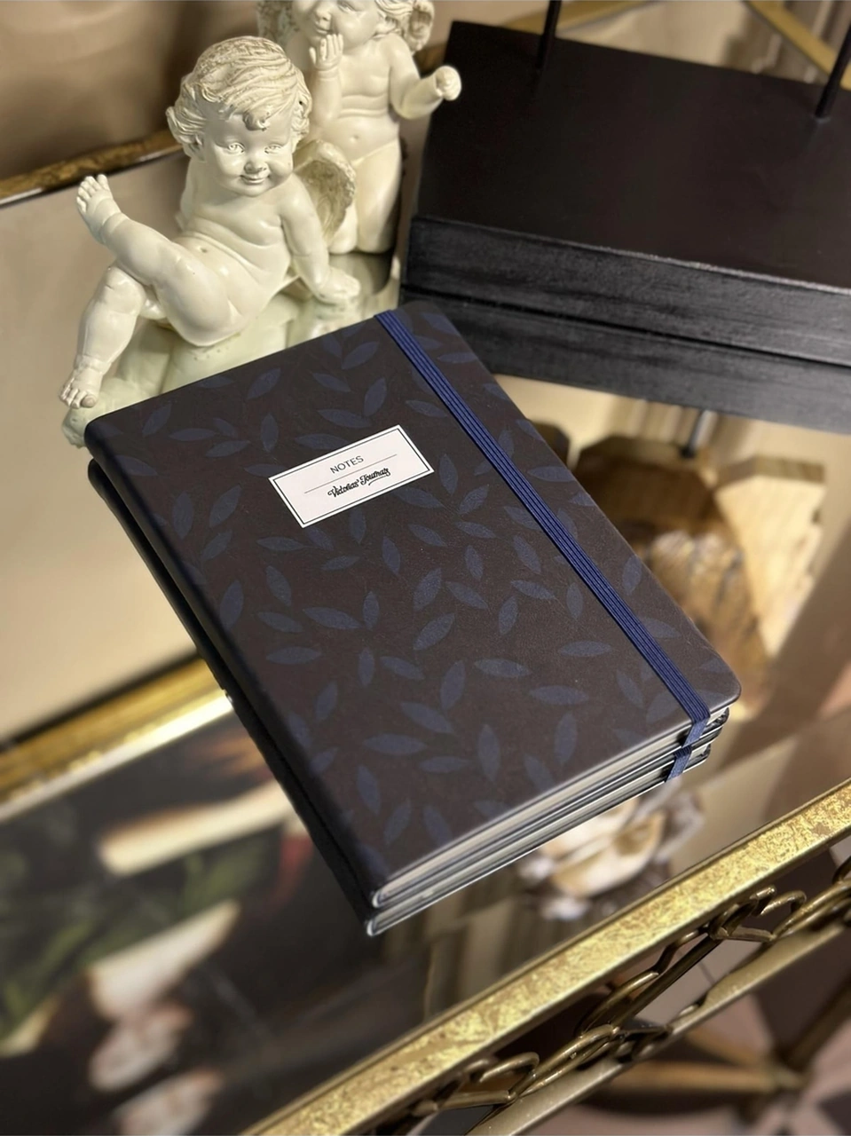 Venzi Art Sert Kapak Vegan Deri 192 Sayfa A5 80gr. Noktalı Defter Bej