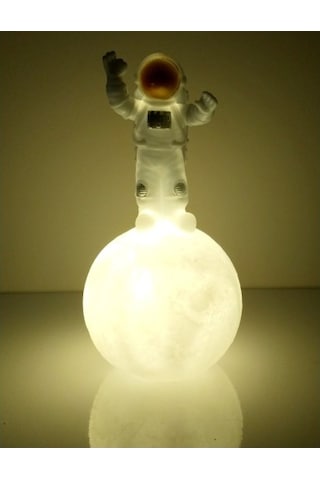 Astronot Şekilli Gece Ve Masa Lambası