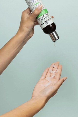 Curlsmith Elektriklenme Karşıtı Esnek Tutuş Saç Jölesi 237ml