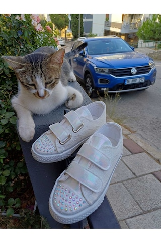 Scarpe Magiche Cırtlı Kız Çocuğu Ayakkabısı 31-35 Numara Arası Işıksızdır Krem