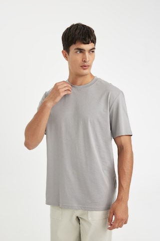 DeFacto %100 Pamuk New Regular Fit Bisiklet Yaka Basic Düz Kısa Kollu Tişört V7699AZ24AUGR89