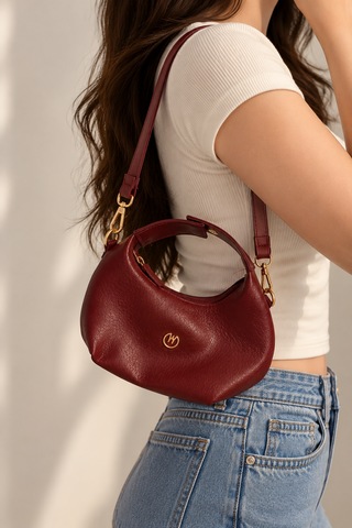 Elpida Bags Kadın Bordo Çanta Ve Aksesuar Hediye Seti Çanta, Kartlık, Cep Aynası, Toka Ve Charm Bordo - Beyaz