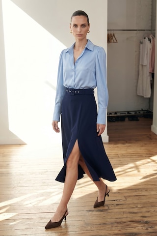 Sateen Kemerli Yırtmaç Detaylı Kloş Etek - Lacivert-137418