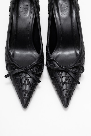 Luvishoes Luvi Shoes Camden Siyah Desenli Fiyonklu Kadın Topuklu Ayakkabı Siyah