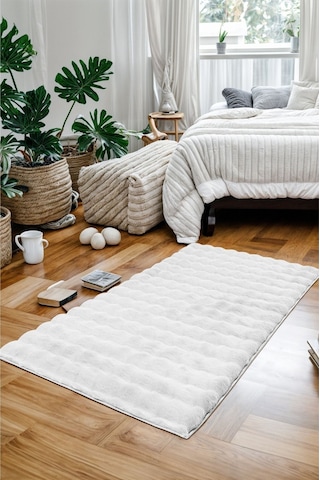 Meltem Tavşan Tüyü Post Peluş Ultra Yumuşak Makinede Yıkanabilir 80x150 Cm Beyaz Beyaz