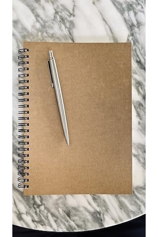 Kapaklı A5 Boyutunda 15x21 Cm 100 Yaprak Çizgili Genel