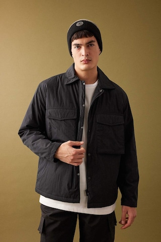 DeFacto Relax Fit Polo Yaka Gömlek -  Ceket B4941AX24SPBK81