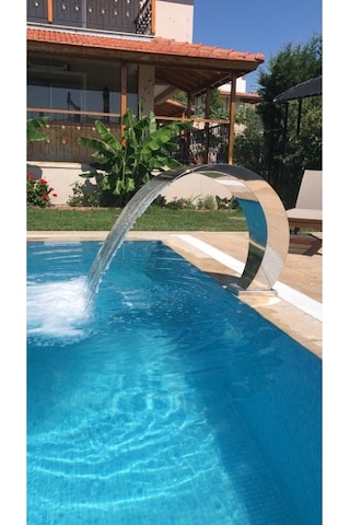 DEV PASLANMAZ 700x1200mm Kobra Model Havuz Şelale AISI 316 Kalite