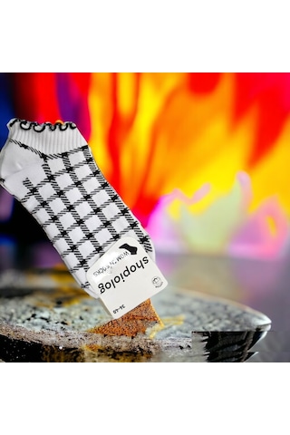 Shopiolog Sevimli Marul Desenli Bilek Çorabı Desen2 Beyaz - Siyah