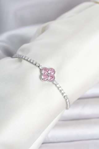 Mey İthalat Pirinç Gümüş Renk Pembe Zirkon Taşlı Yonca Model Su Yolu Kadın Bileklik Diğer