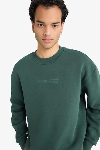 Defacto Boxy Fit Bisiklet Yaka Baskılı Sweatshirt X8282AZ24AUGN536 Yeşil