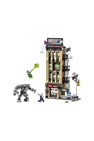 LEGO® ǀ Marvel Örümcek Adam Mysterio'ya Karşı: Daily Bugle 76342 - 10 Yaş ve Üzeri Çocuklar için Oyuncak Yapım Seti (781 Parça)