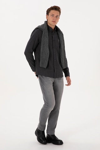U.S. Polo Assn. Erkek Gri Straight Fit Jean Pantolon 50316562-DN0025