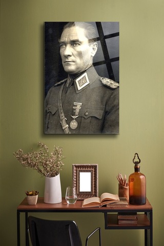 Atatürk Cam Tablo - Portre - Cam Tablo - Duvar Dekoru - Atatürk Portresi - Kaliteli Baskı Ata007 Atatürk Temalı Dekoratif Duvar Tablosu, Salon, Ofis Ve Çalışma Alanı Dekoru,