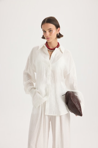 Mai Collection Mai Studios Co. Yovena Düğme Detay Ekru Oversize Gömlek ekru