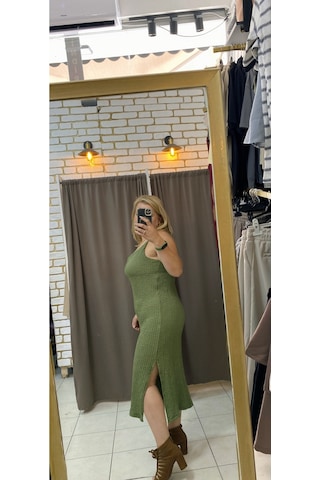 Tuba Toptaş Yırtmaçlı Gofre Elbise Haki