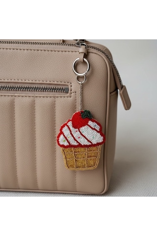 Cupcake Charmı El İşlemeli Boncuk Detaylı Charm