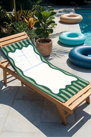 Çizgili Çerçeve Detaylı Modern Plaj Havlusu - Yeşil Beyaz Minimalist Hızlı Kuruyan Mikrofiber Havlu Sessiz Dalgası Çizgili Çerçeve Detaylı Modern Plaj Havlusu - Yeşil Beyaz Minimalist Hızlı Kuruyan Mikrofiber Havlu Sessiz Dalgası