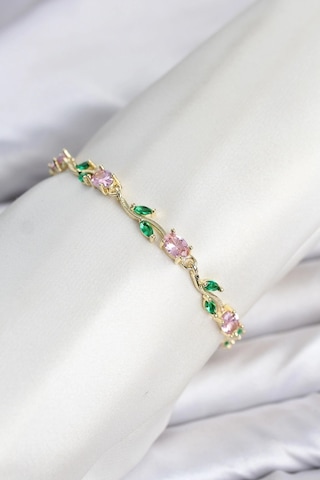 Mey İthalat Pirinç Gold Renk Pembe Zirkon Taşlı Çiçek Model Kadın Bileklik Çok Renkli 53292506
