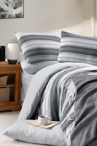 Mystory Home Lastikli Çarşaflı Tek Kişilik Nevresim Takımı Çizgili Gri