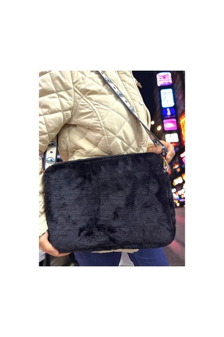 Toscase Siyah 13-14 Inç Peluş Koruyucu Laptop Çantası Siyah Siyah