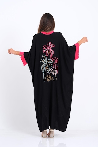 Kadın Siyah Sırtı Palmiye Nakışlı Yarasa Kol Oversize Uzun Elbise - Sıyah