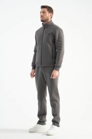 Shooter Sportswear Shooter Deluxe Kışlık Erkek Eşofman Takımı Dikiş Detaylı Regular Kalıp Füme