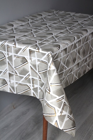 Elyaf Silinebilir Pvc Muşamba Masa Örtüsü 1242-1 Parlakminiçizgi Altın