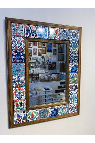 El Yapımı Seramik Ve Ahşap Malzeme İle Çerçeve Edilmiş Ayna 36cmx36cm