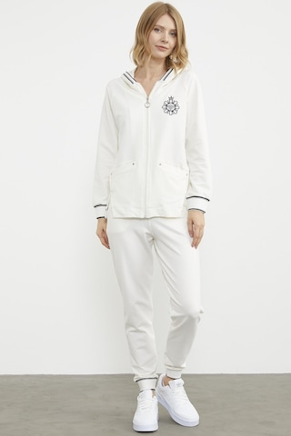 Nakış Detaylı Jogger Eşofman Takım - Ekru 001