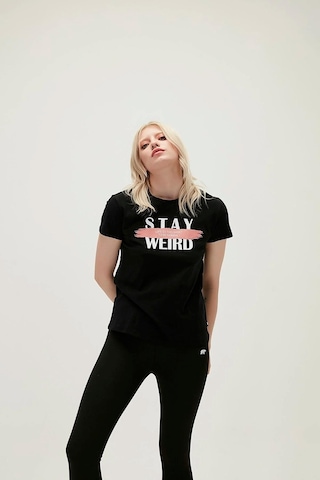 Bad Bear 21.03.07.008-c01 Stay Weird Kadın T-shirt 001