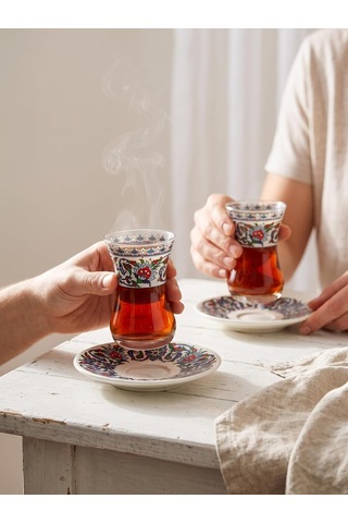Çini Desenli 2 Kişilik Çay Bardağı Seti - Tabaklı Ince Belli Çay Takımı + French Press & Nar Çay Hediyeli Çok Renkli