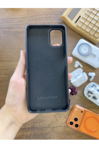 Samsung A06 Uyumlu Kadife İç Yüzey Tasarımlı Taşlı Işıltılı Parlak Pırlanta Kılıf Dia Plus Siyah