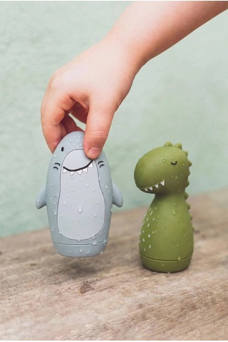 Trixie Mr. Shark & Mr. Dino Su Sıçratan Hayvanlar Banyo Oyuncağı 37-686 Belirtilmemiş