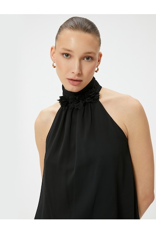 Koton Halter Yaka Bluz Şifon Çiçek Aplikeli Siyah 4sak60342uw
