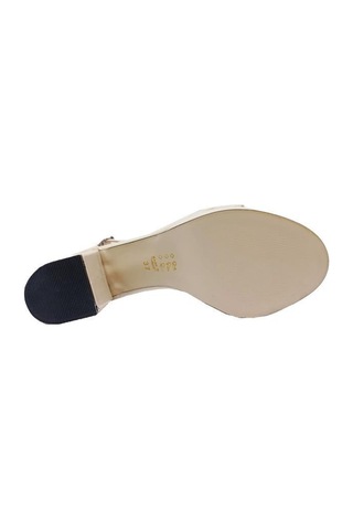 Gizem 402 Rugan Trend Fashion Kadın Sandalet Bej