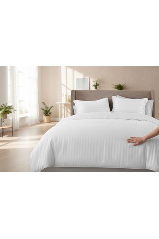 Nivora Çizgili Pamuk Saten Nevresim Takımı Çift Kişilik Premium 83 Tel Otel Serisi King Size 220x230 Beyaz