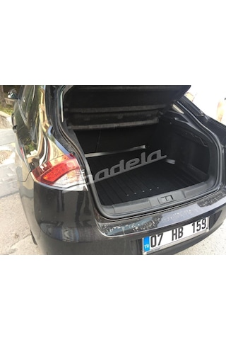 2008 2009 Renault Laguna 3 Bagaj Havuzu Kauçuk 3D