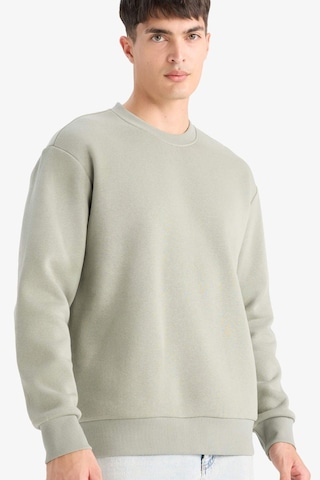 Defacto Relax Fit Bisiklet Yaka Kalın İçi Yumuşak Tüylü Basic Düz Sweatshirt T5139az25augn931 Yeşil