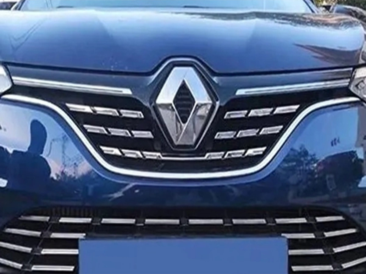 Ueskrom Renault Megane 4 Krom Ön Panjur 5 Parça 2021 Ve Üzeri