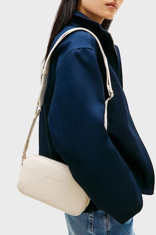 Tommy Hilfiger Bayan Çanta Aw0aw18370 Aeo Bej