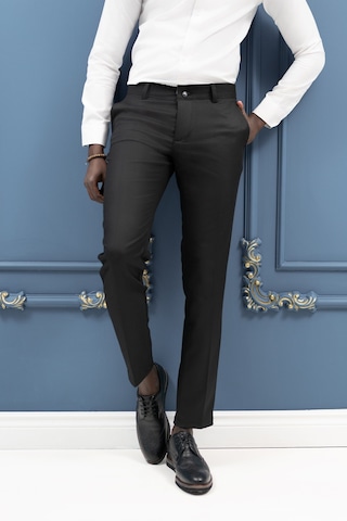 Notra Slimfit Pamuklu Kendinden Çizgili Mevsimlik Kumaş Pantolon Siyah